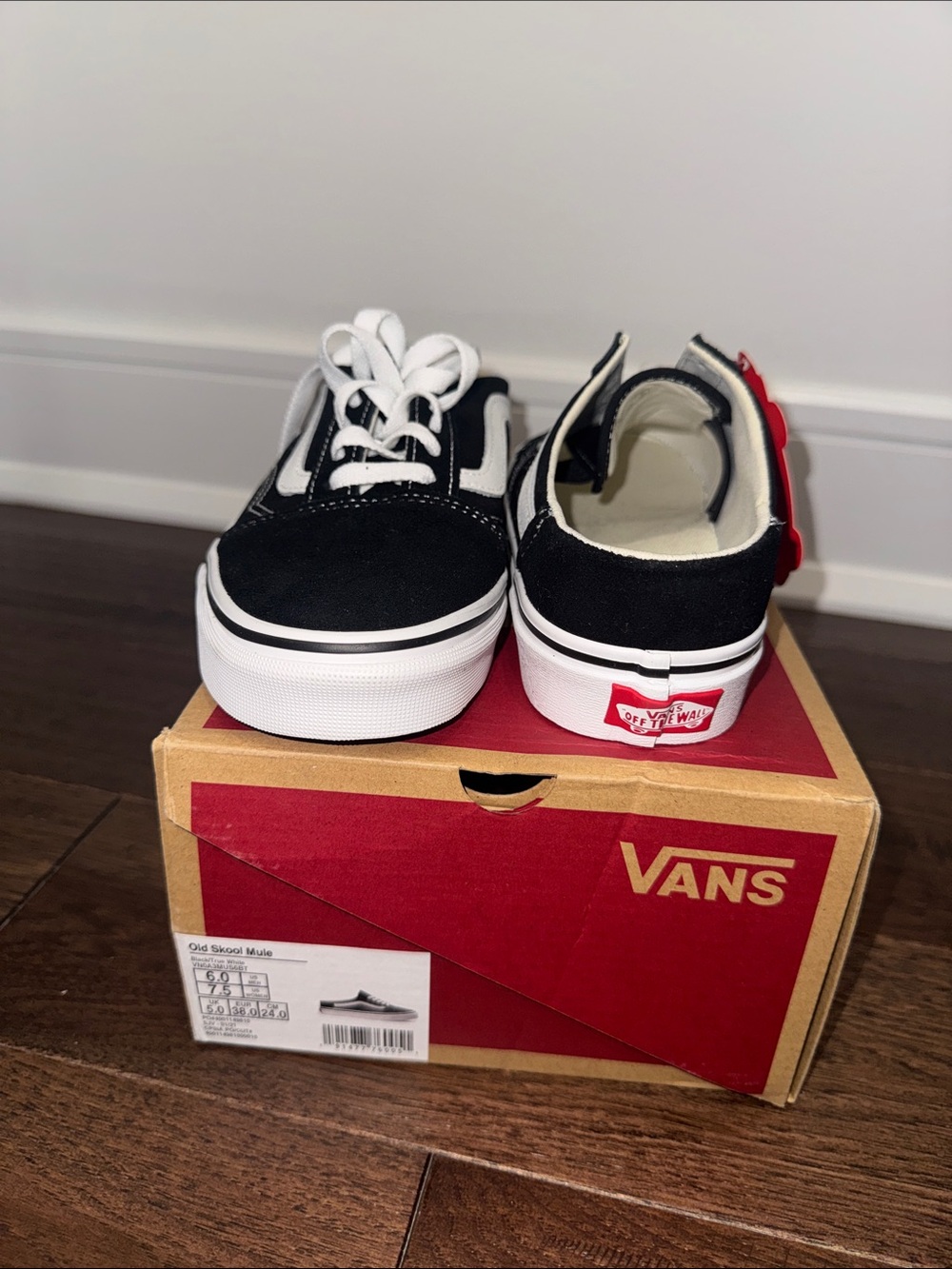 Vans Women’s Old Skool Mule Black/White Skate Shoes